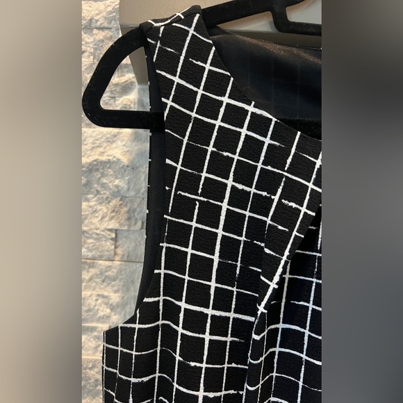 Elle black and white checkered sleeveless A-"line dress size 12 - Picture 5 of 9